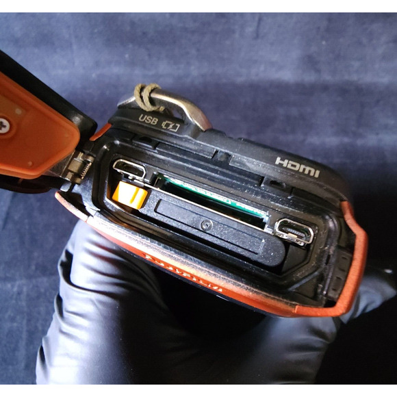 Fujifilm FinePix XP90 Orange 16.4 MP 5x Optical Zoom Digital Camera TESTED Works - Picture 9 of 9